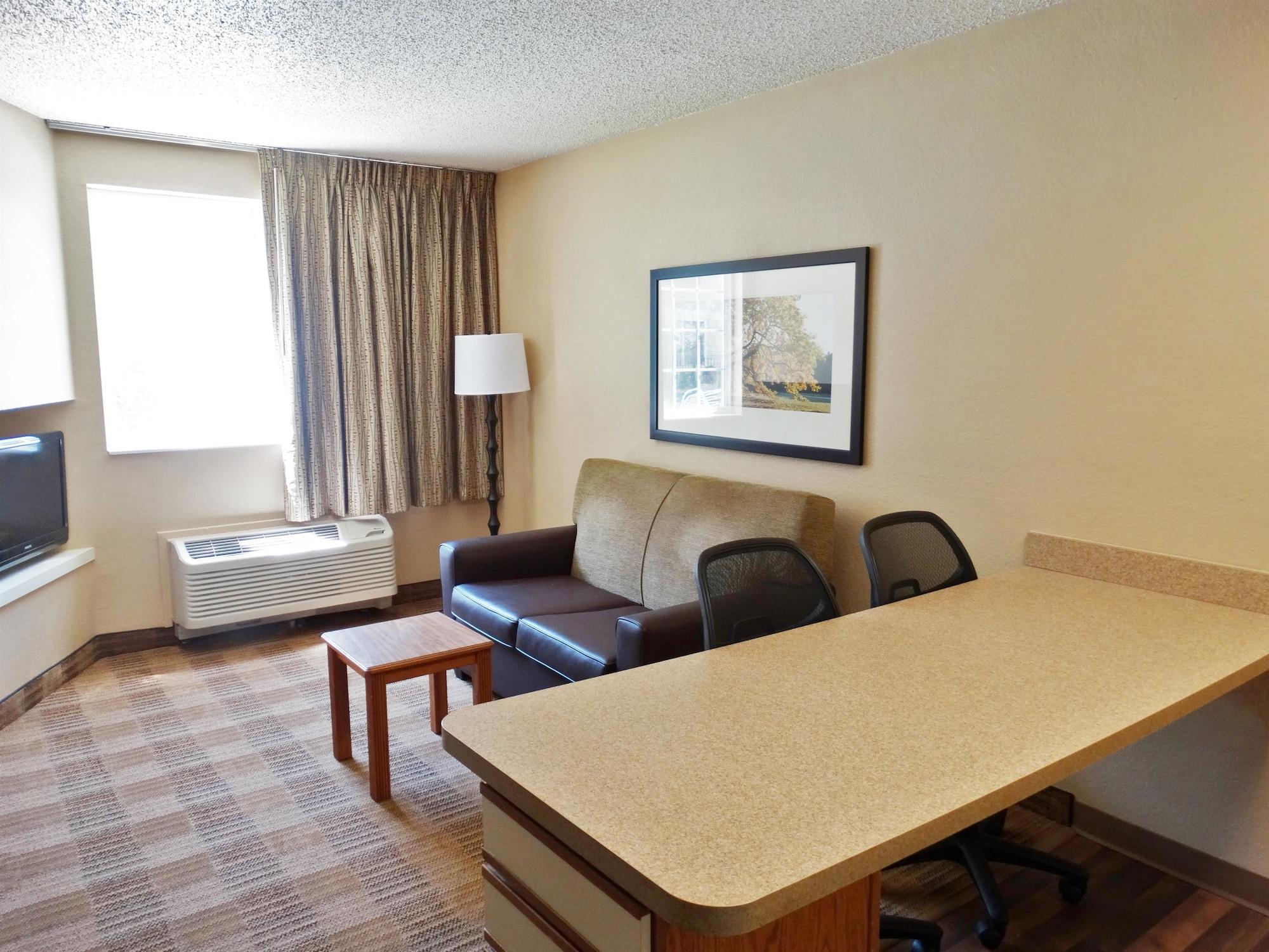 Extended Stay America Select Suites - Orlando - Lake Mary - 1040 Greenwood Blvd Zewnętrze zdjęcie