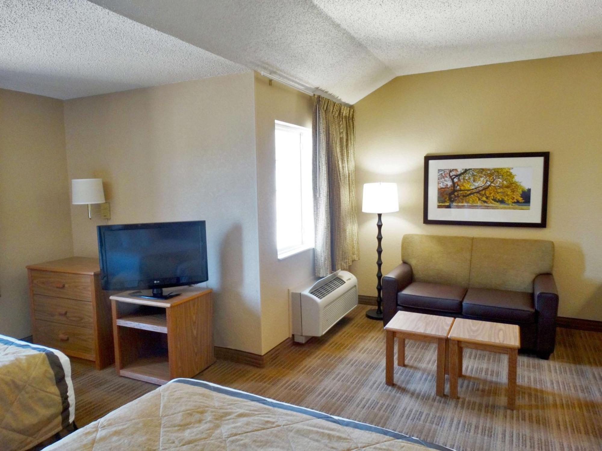 Extended Stay America Select Suites - Orlando - Lake Mary - 1040 Greenwood Blvd Zewnętrze zdjęcie