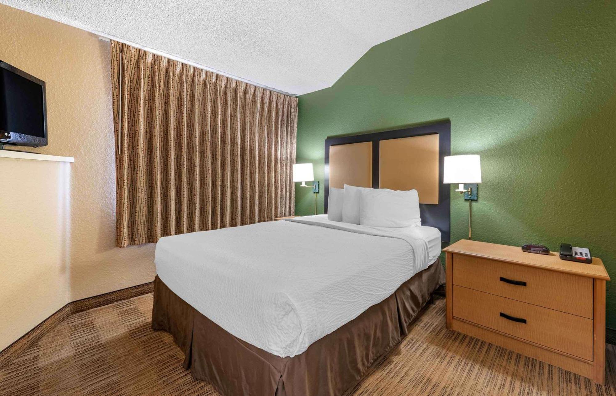 Extended Stay America Select Suites - Orlando - Lake Mary - 1040 Greenwood Blvd Zewnętrze zdjęcie